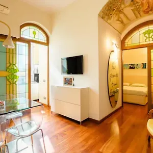 La Petite Maison Piave Rome