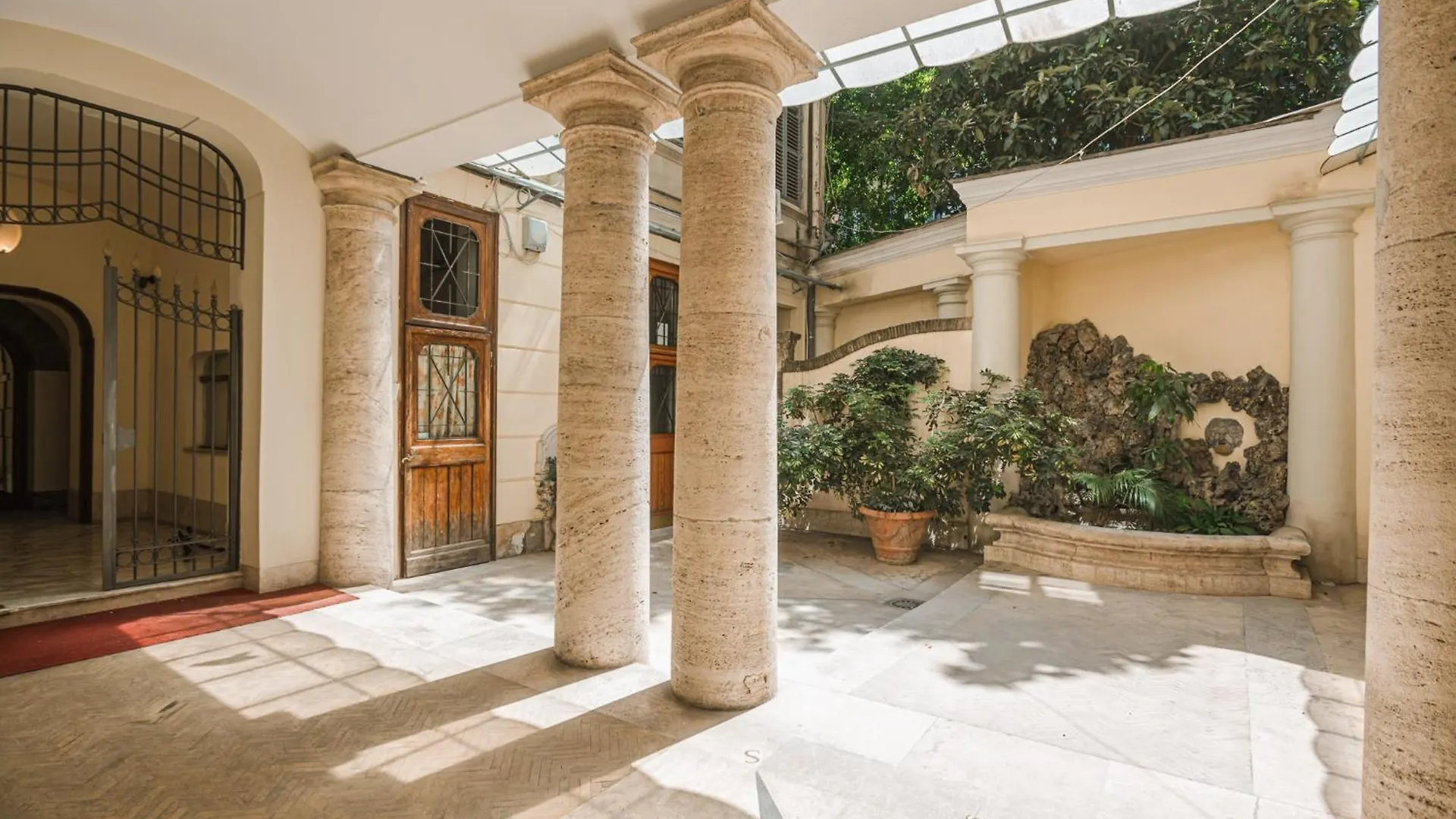 Dama Veneto Apartment Rome