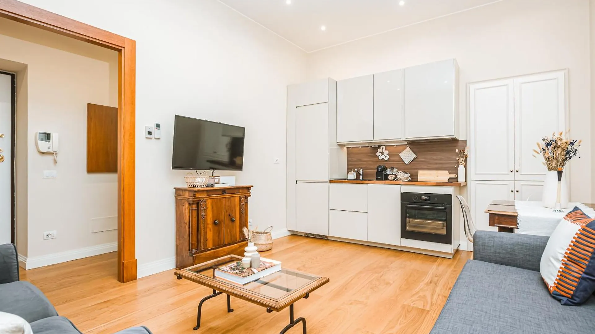 Dama Veneto Apartment Rome